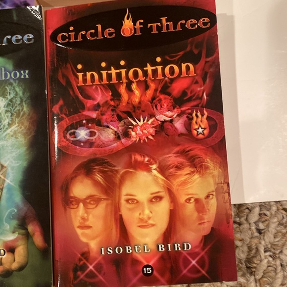 “Circle of Three, Volumes 1-15, Paperback Novels - Picture 16 of 16